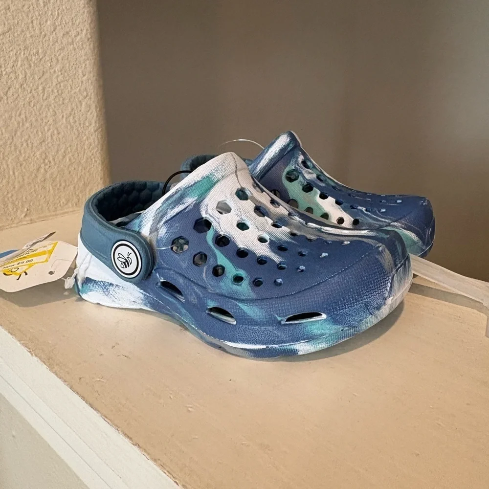 Joybees Clogs Blue Kids Toddler Size 6/7 Slip-On Comfort Sandals Lightweight